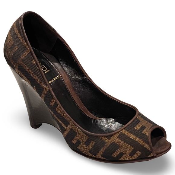 Fendi Zucca Pattern Peep Toe Wedge Pump EU 36 US 5.5, 1 x single shoe right foot - Picture 1 of 16